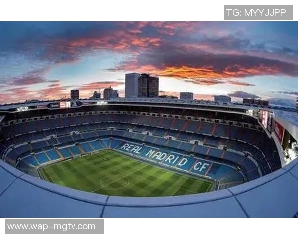 探索cf足球场的魅力与激情体验尽在其中的足球文化之旅 探索cf足球场的魅力与激情体验尽在其中的足球文化之旅